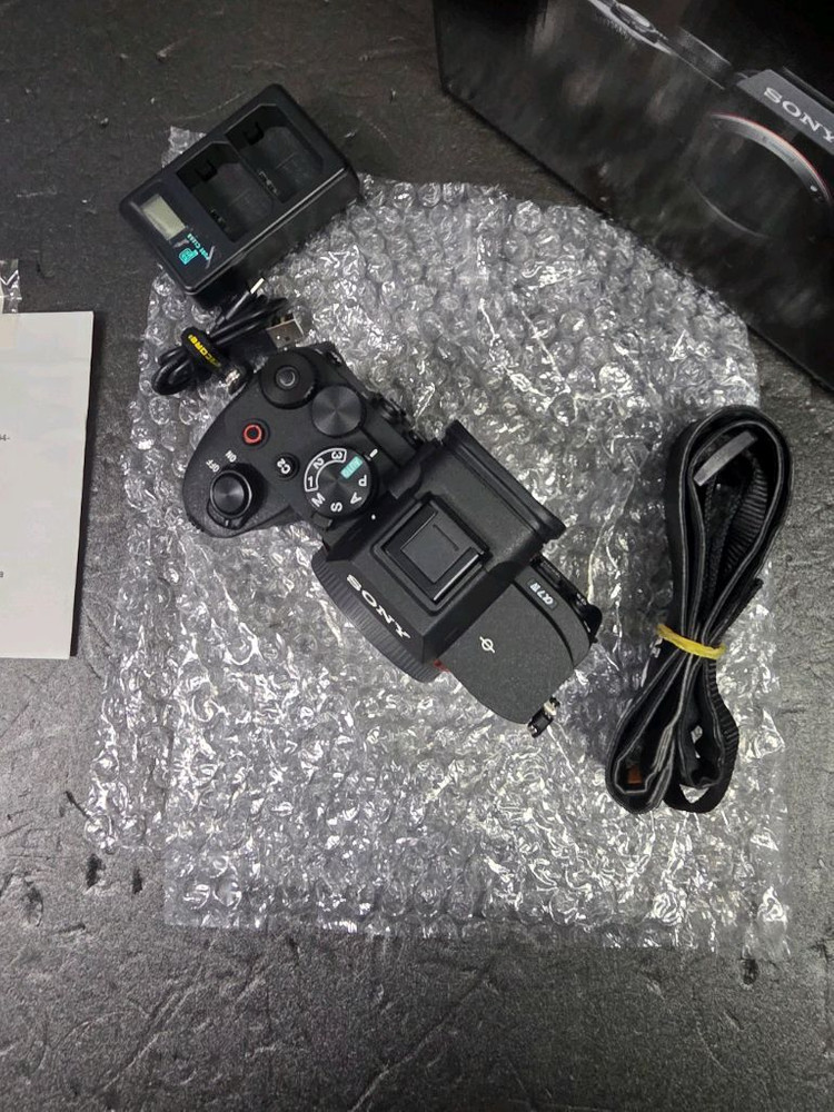 소니a7m4 판매합니다. 풀박스구성입니다 상태좋아요 교환가능--2