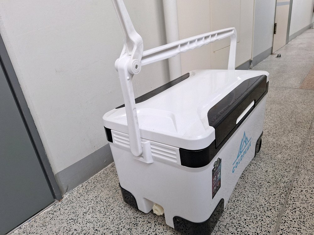 콜드픽 쿨러 아이스박스30리터--2