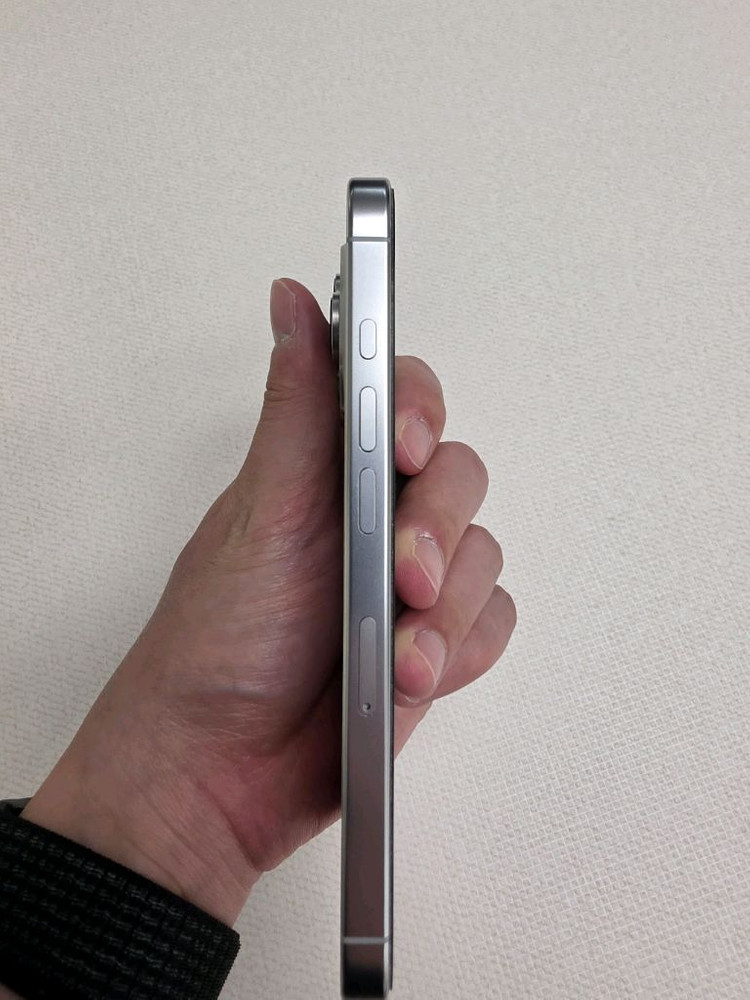 아이폰 16 프로 256gb--3