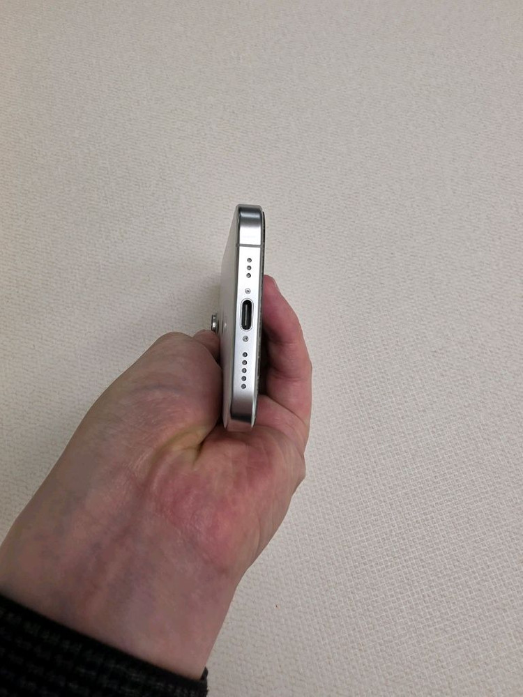 아이폰 16 프로 256gb--5