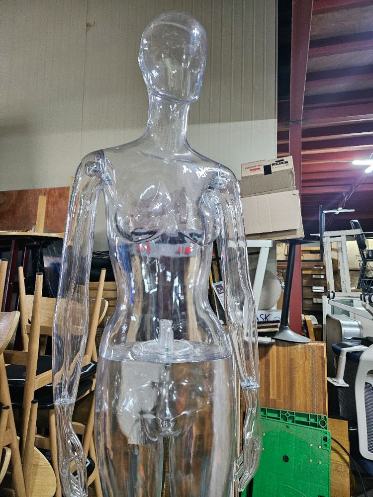 중고.여자전신투명마네킹팝니다--2