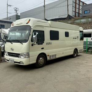 뉴카운티 롱바디 캠핑카 4인승