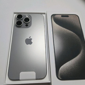 새상품]아이폰15프로맥스 내츄럴 256GB 리퍼 배터리 100%