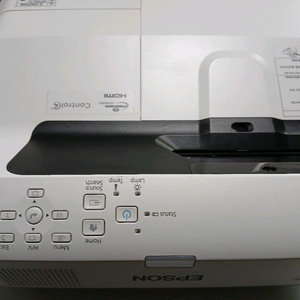 엡손 초단초점 빔프로젝터 eb-685w 이미지