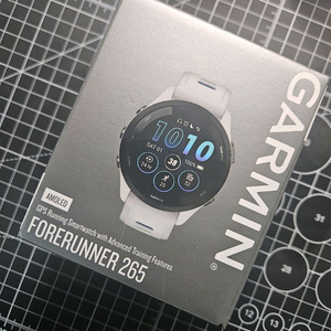 새제품 가민 포러너 265 화이트 GPS 스마트워치