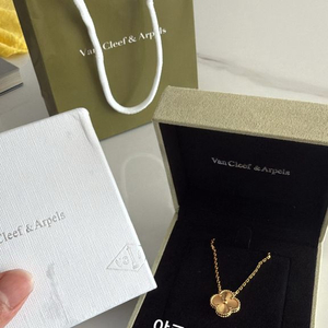 빈티지 알함브라 목걸이 이미지