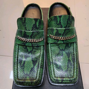 마틴로즈 그린 뱀피 뮬 유일매물 이미지