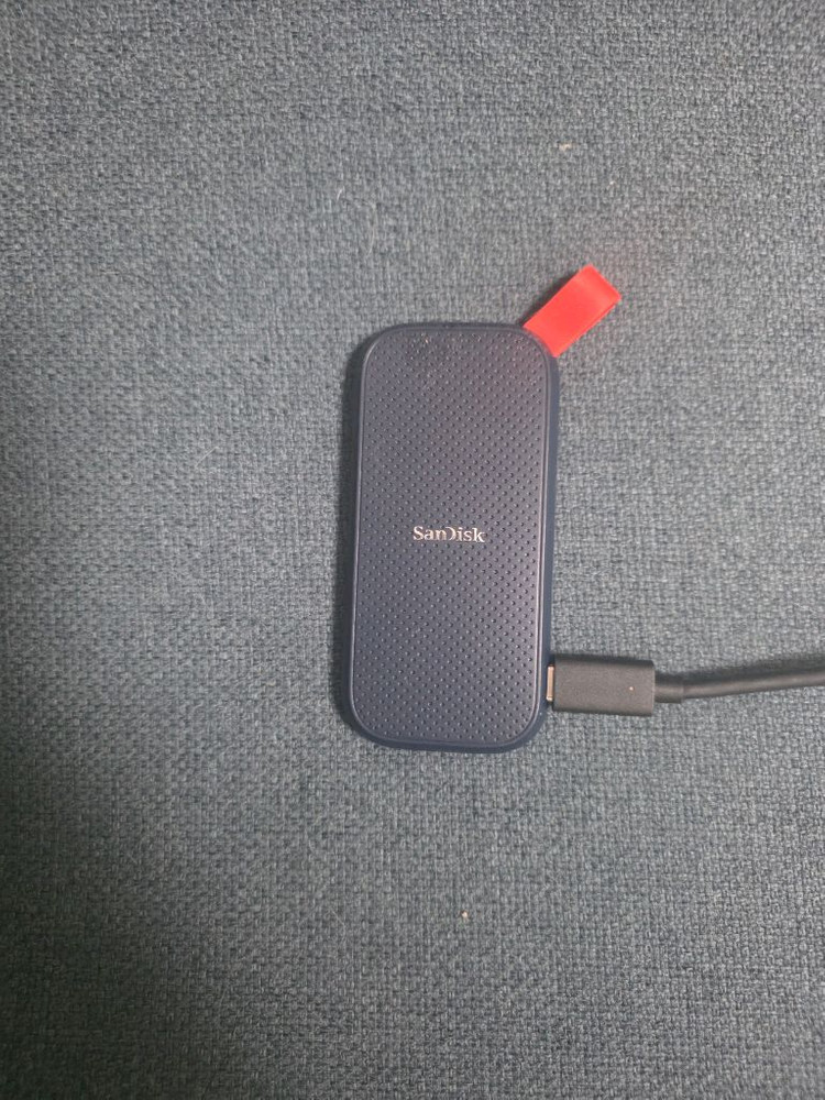 샌디스크 Portable SSD E30 2TB (외장 SSD)--2