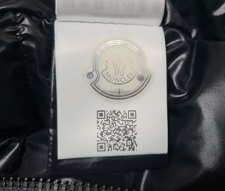 (새상품급)몽클레어 chany 패딩조끼(마지막 가격)가니하프롱패딩명품갸니구찌루이비통프라다스톤아일랜드에르메스로로피아나--9