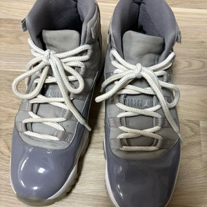 조던11 쿨그레이 나코탭 265