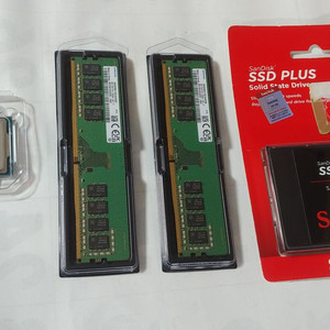 인텔 i7 11700K CPU,DDR4램 8Gx2,SSD 세트 팝니다.. 이미지