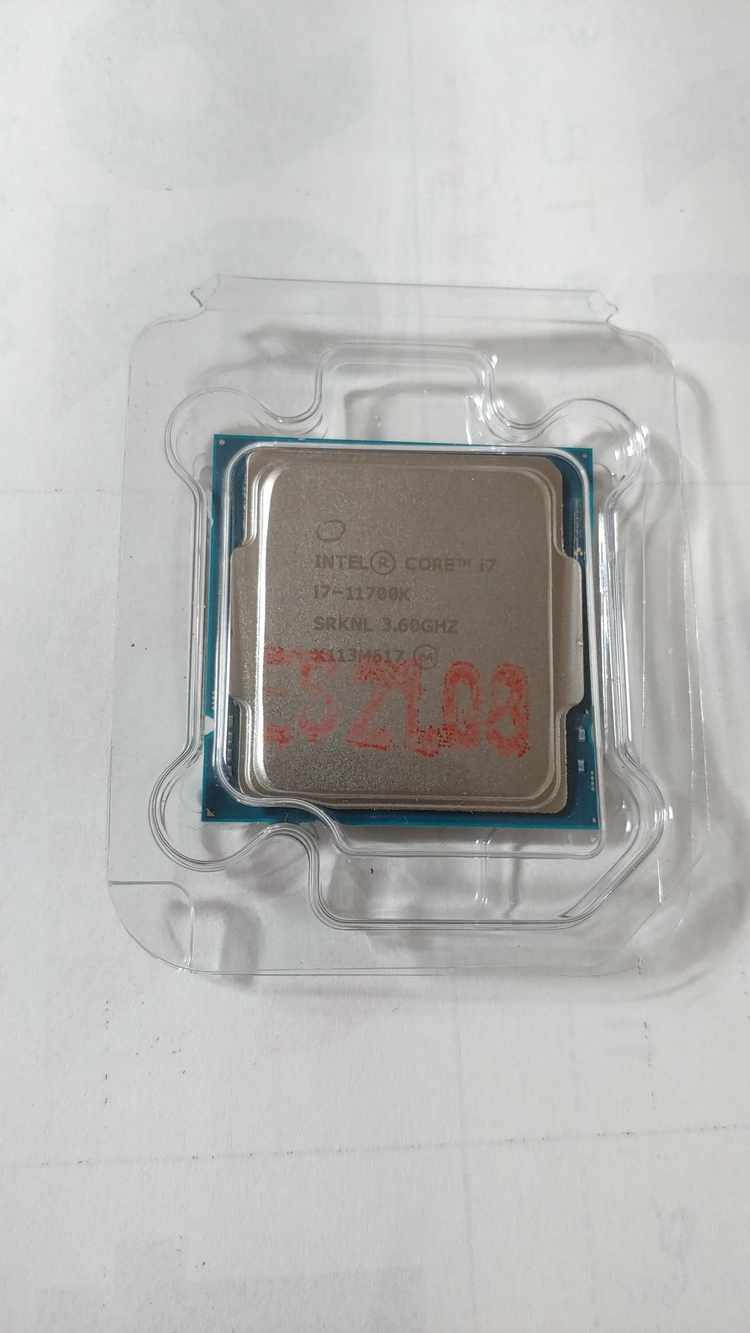 인텔 i7 11700K CPU,DDR4램 8Gx2,SSD 세트 팝니다.. 이미지
