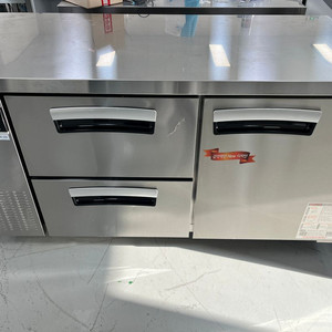 라셀르 우유냉장고 1500 카페 테이블 소스 보관 업소용 간냉식