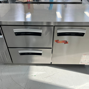 라셀르 우유냉장고 1500 카페 테이블 소스 보관 업소용 간냉식