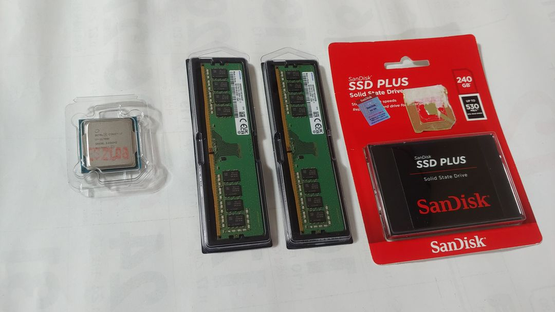 인텔 i7 11700K CPU,DDR4램 8Gx2,SSD 세트 팝니다.. 이미지