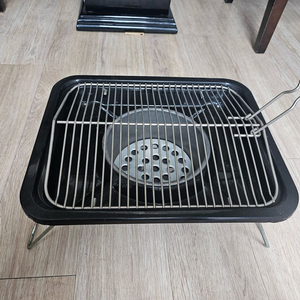 휴대용 숯불 바베큐 그릴 이미지