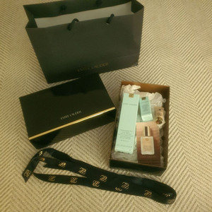 새상품) 에스티로더 퍼펙셔니스트 UV 선크림 + 사은품 세트