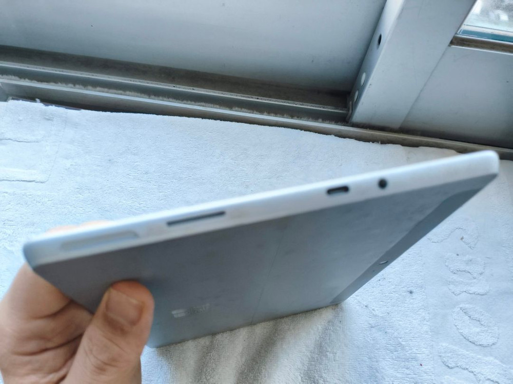 [테블릿] 서피스 고1 8/128--2