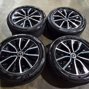 벤츠 W205 C클래스 17인치 정품 휠타이어