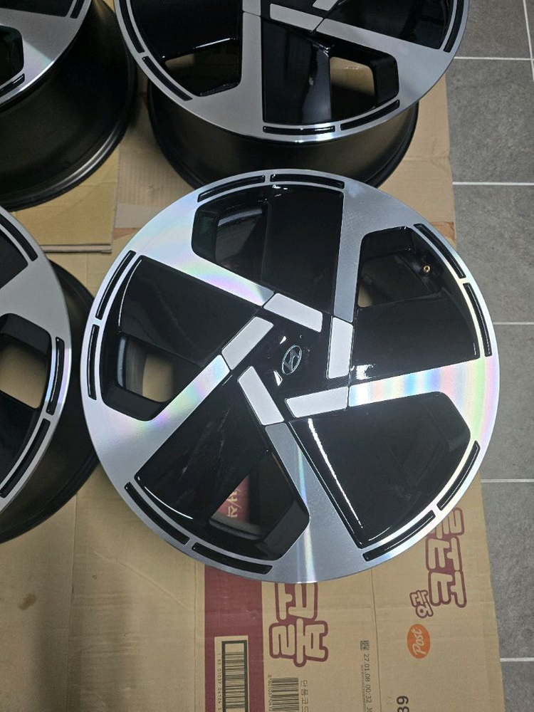 아이오닉9 21인치 휠 판매--3