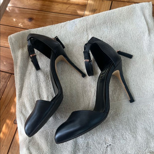 jinny kim 지니킴 가죽 스트랩 힐 36사이즈 이미지