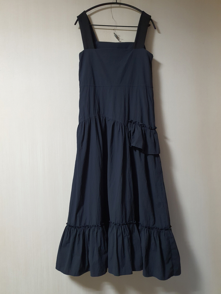 럭키슈에뜨 뷔스티에 프럭키슈에뜨 뷔스티에 프릴 롱 원피스 36 사이즈 이미지