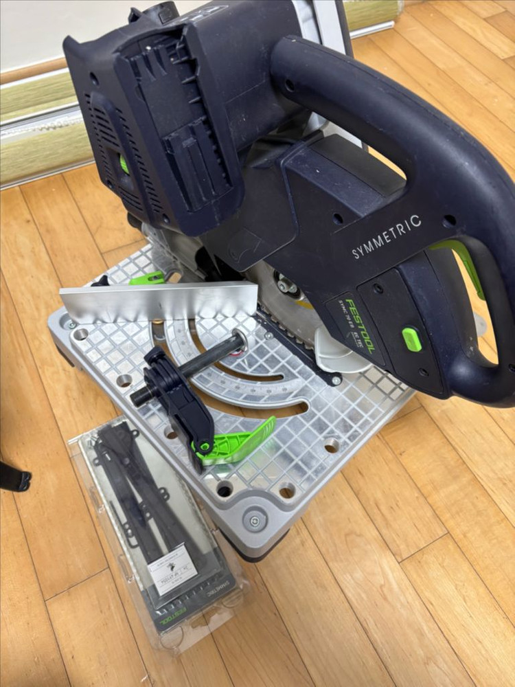 페스툴 symc 70 각도절단기 이미지