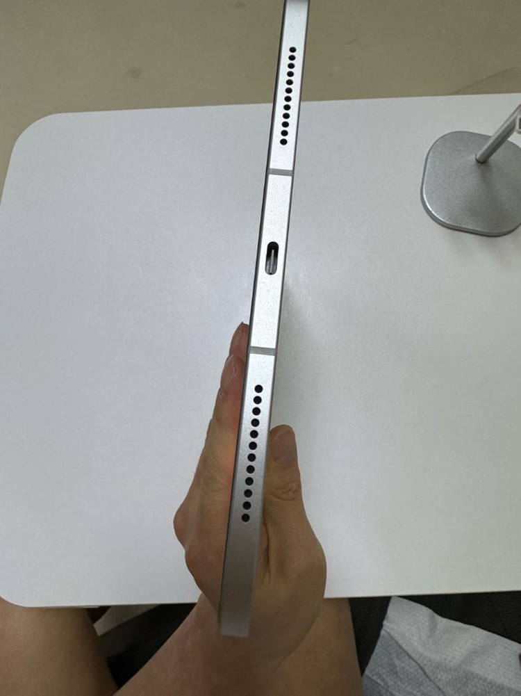 [애플] 아이패드 10세대 64GB 5G+WiFi 셀룰러 A급/풀박스/98%--11