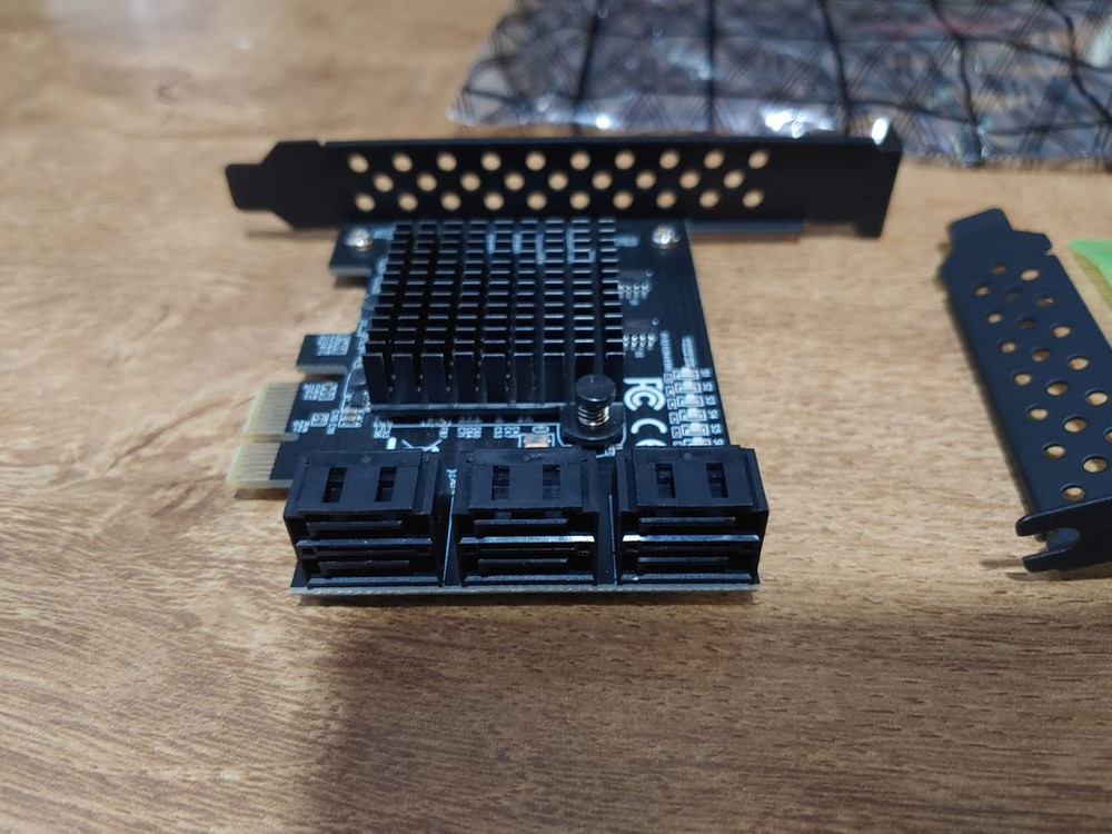 SATA3.0 (6Gbps) 6포트 확장 카드(PCIe x1) PCE6SAT-M01 (PCI to SATA) 이미지