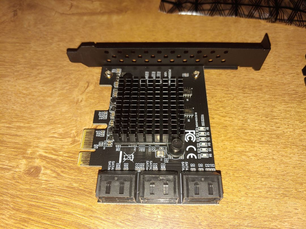 SATA3.0 (6Gbps) 6포트 확장 카드(PCIe x1) PCE6SAT-M01 (PCI to SATA) 이미지