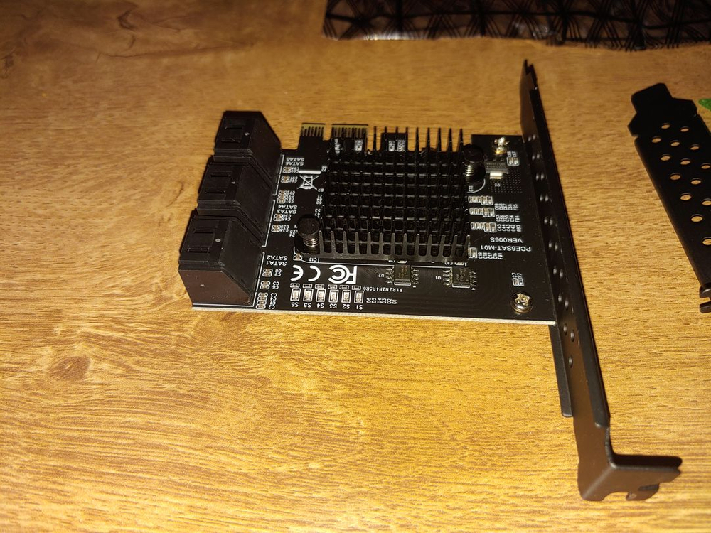 SATA3.0 (6Gbps) 6포트 확장 카드(PCIe x1) PCE6SAT-M01 (PCI to SATA) 이미지