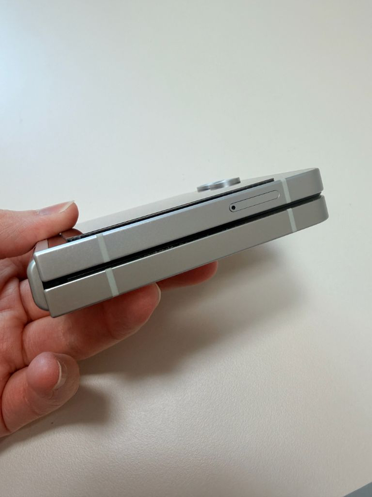 갤럭시플립6 256 화이트--12