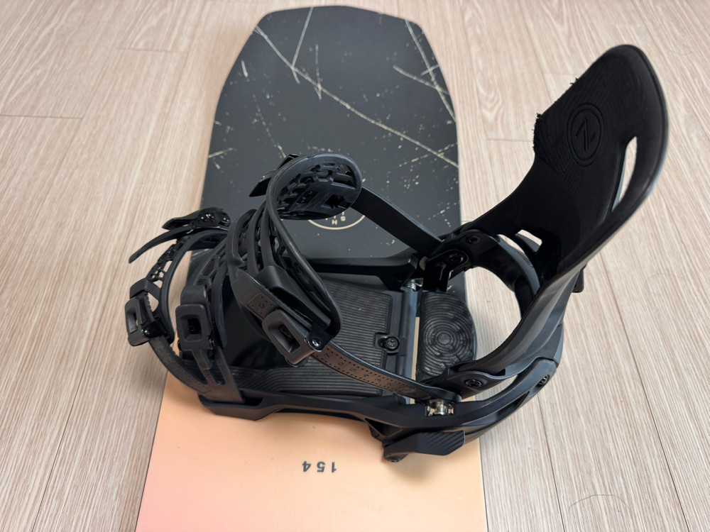 22/23니데커 슈퍼매틱 바인딩m--1