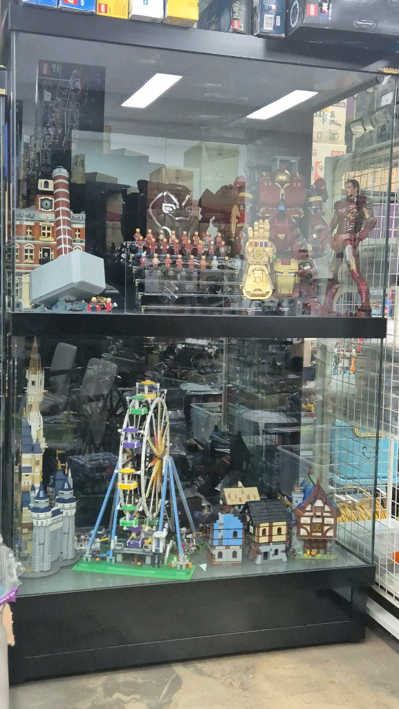 마이뮤지엄 7002 스테츄 장식장--1