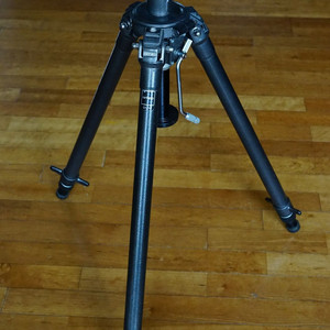 짓조 4시리즈 알루미늄 삼각대 G1410 + G528 (GITZO) 판매