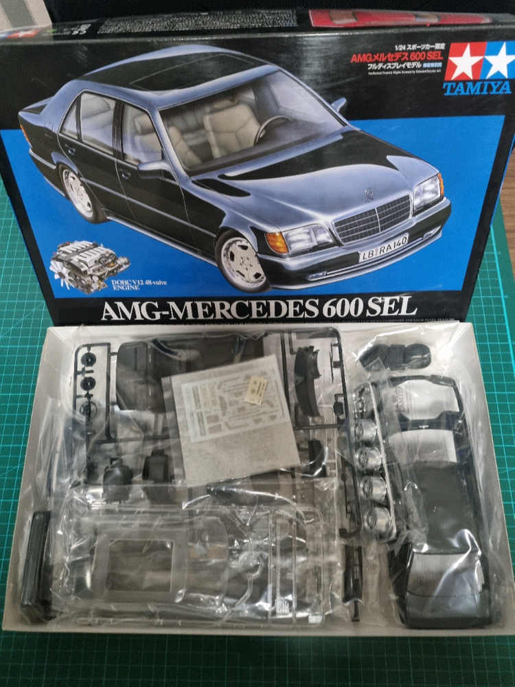 타미야1/24 벤츠600SEL AMG--1