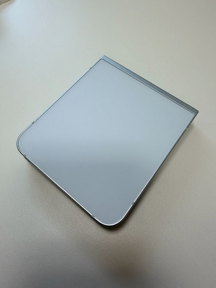 갤럭시플립6 256 화이트--14