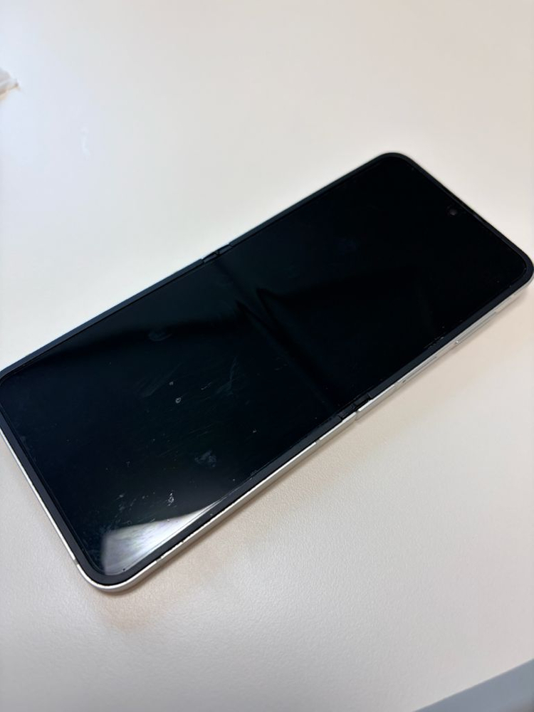 갤럭시플립6 256 화이트--6