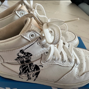 폴로 랄프로렌 운동화 235