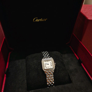 까르띠에 팬더 스몰(22년11월 구매) 실착 5번 미만 상태최상