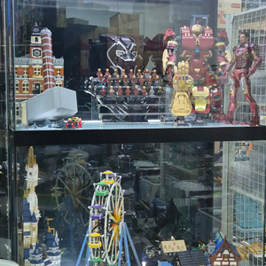 마이뮤지엄 7002 스테츄 장식장