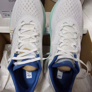 호카 마하6 러닝화