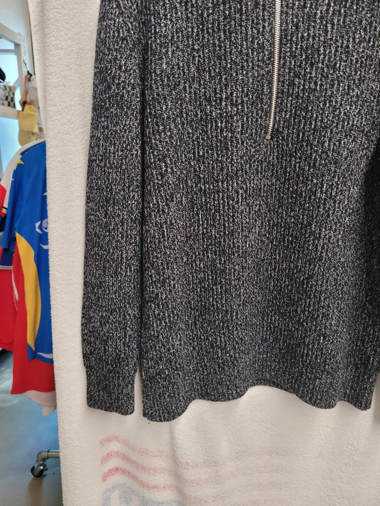 COS 하프넥 니트 반집업 남성 EUR M--1