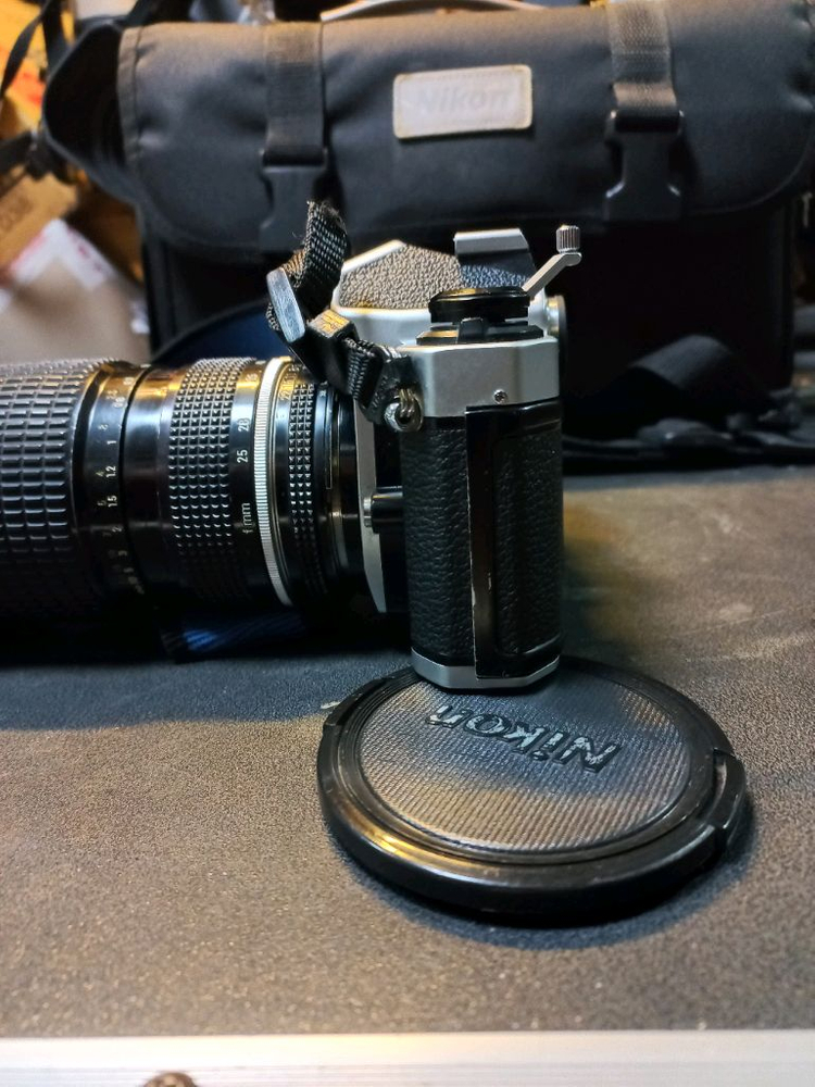 니콘 FM2 와 렌즈 니콘 MF 25mm-50mm 1:4 귀한 렌즈 필카 필름 카메라--6