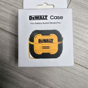 [미개봉+개봉미사용] 갤럭시버즈3 프로 디월트 타이탄 케이스 2개 팝니다.