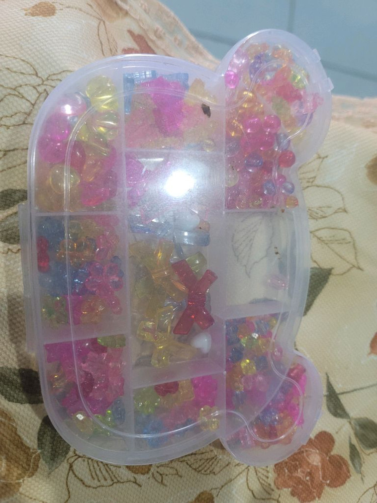 구슬 비즈공예 세트,보관함 포함 전부--1