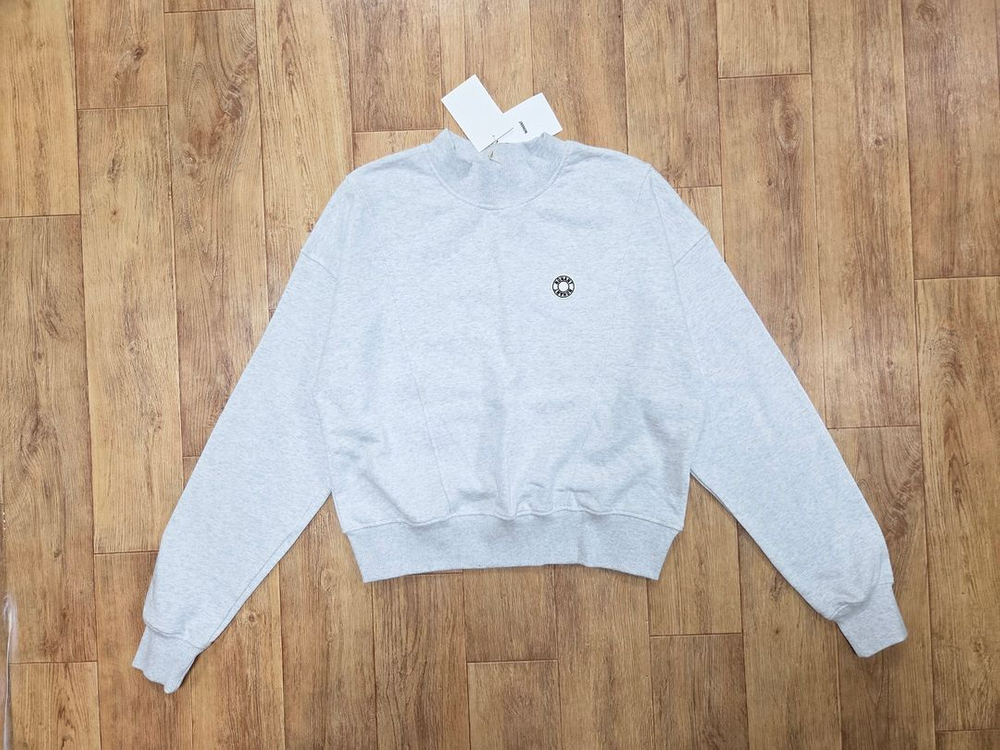 노앙(NOHANT) 로고패치 크루넥 스웻셔츠 프리사이즈 새상품 이미지