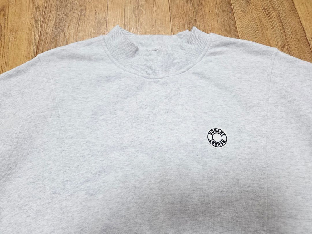 노앙(NOHANT) 로고패치 크루넥 스웻셔츠 프리사이즈 새상품 이미지