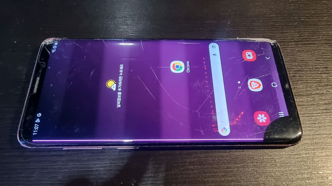 갤럭시 삼성 S9+ 부품용 / 터치 정상--2
