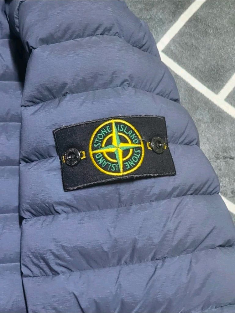 스톤아일랜드 룸우븐 경량패딩--2